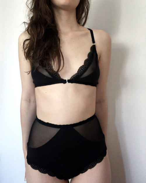 3 days to go till the shop closes!! If you want some comfy undies that are too pretty and eco consci