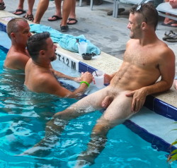 neweygn:  I love gay pool parties! 