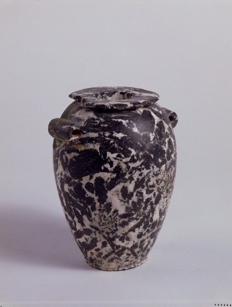 Prehistoric Vases. Archaic period, Naqada to Predynastic period, 5000-3100 BC. Now in the Sainsbury 