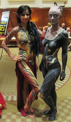 nerdybodypaint:  Dark elf and Borg Queen body paints via Nor Con 2012