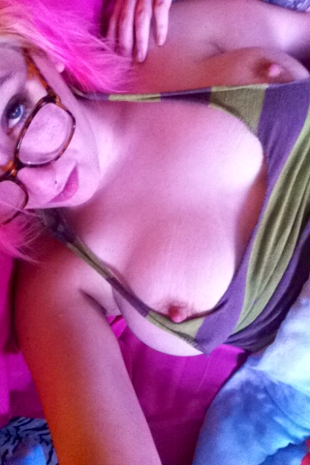 mooskiemallie:It started with a nip slip.  ..  .     .  .    . .