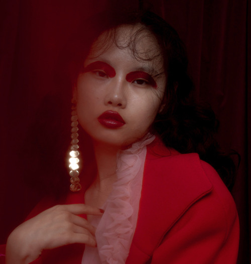 driflloon:vermillion: wei wei for blanc magazine