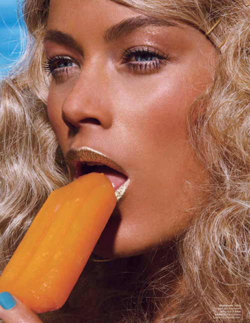 midnight-charm:“Gold Digger”Carolyn Murphy photographed by Emma Summerton for W Magazine
