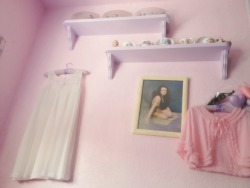 dollsofthevalley:An actual angel’s bedroom ♡