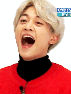 choiminoh:  giggly!minho in the weekly idol