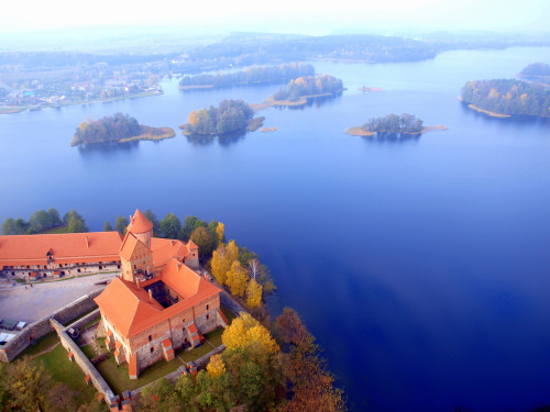 allthingseurope:Trakai Castle, Lithuania (by mdanys)