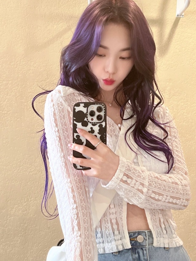 [TWITTER] 220428 aespa_official: 💜💟👾😈🦄🍇