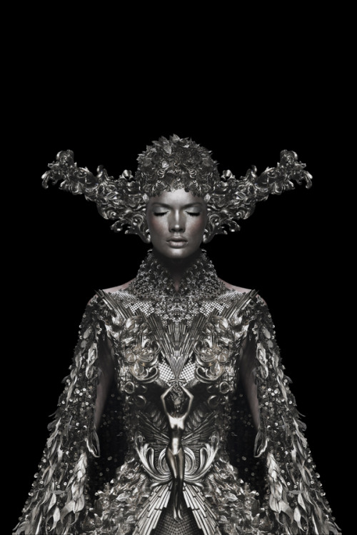carmidoll:Garjan Atwood