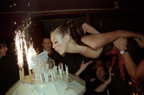 ezyeggroll:Kate Moss’ 25th Birthday Party, Hosted by Donatella Versace. Richard Young. 1999.