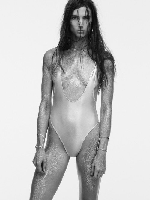 XXX fashionfaves:  Jessica Miller for Vamp Magazine photo