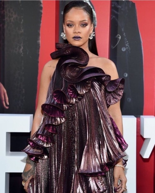 RIHANNA x OCEAN&rsquo;S 8 WORLD PREMIERE1966mag.com