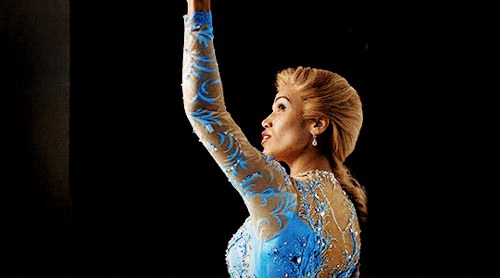 flashandtheholograms:Ciara Renée as Queen Elsa of Arendelle in Frozen Broadway 