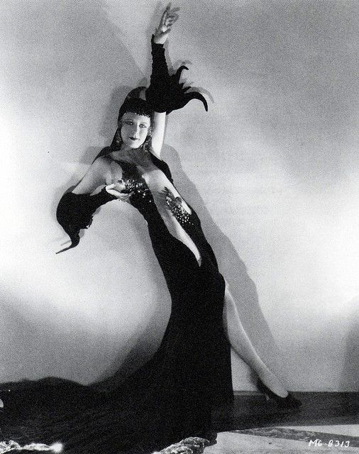 fantascientificamentevintage:   “Madame Satan” (1930) 