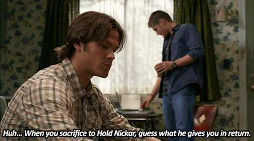 elizabethrobertajones:3x08Merry Christmas, Dean is bi