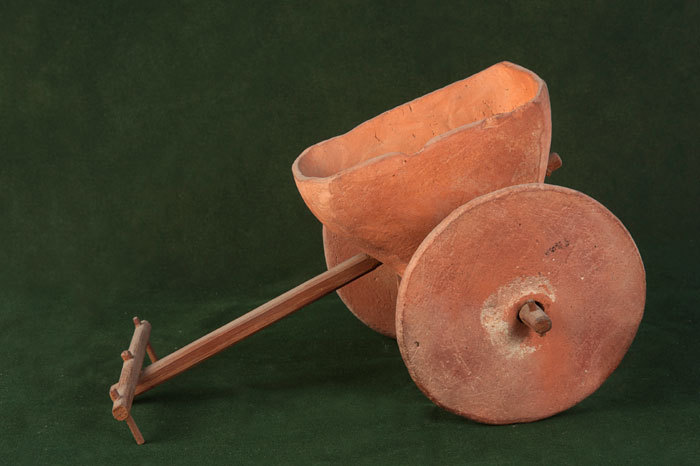 centuriespast:  Toy cart C. 2500 B.C. Place of Origin: Harappa The National Museum,