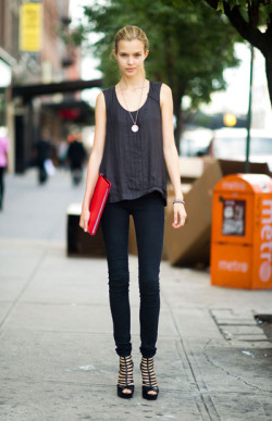 paris-kid-street-style:  josephine skriver wears a rag and bone top, Zara pants 