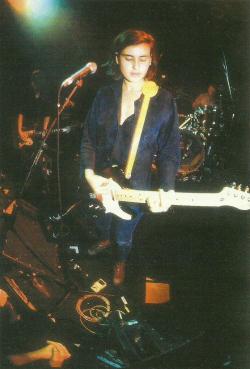 betheriel:  Justine Frischmann (Elastica) - Scanned by Betheriel 