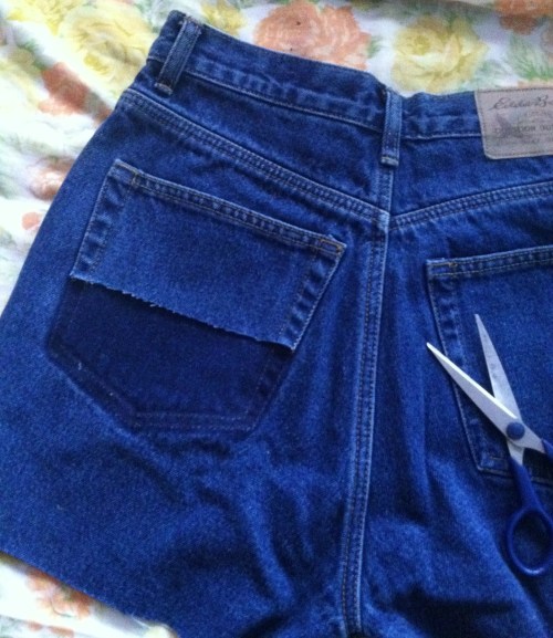 Sex reacreatefashion:  DIY BOW POCKET SHORTS! pictures