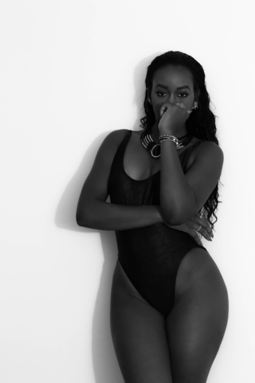 afrodesiacworldwide:Instagram: _naeemahh_Twitter: _naeemahh_Tumblr: ummm-naeemah.tumblr.com