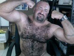 Beefy Furry Daddy