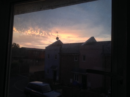 Beautiful sunset outside at the moment :). Though if the sky on in the second picture (just the other side of my flat) is anything to go by it’s going to piss it down soon :(.