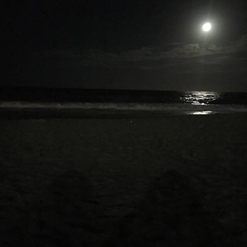 Not a bad view! #virginiabeach #lastsummervacation #beach #night (at Virginia Beach Oceanfront)