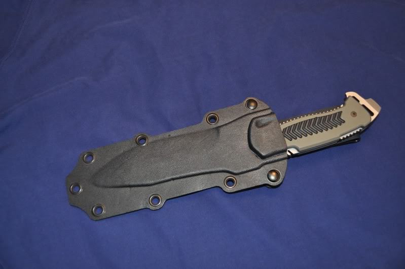 gunrunnerhell:  Uzi Defender (Fixed Blade)