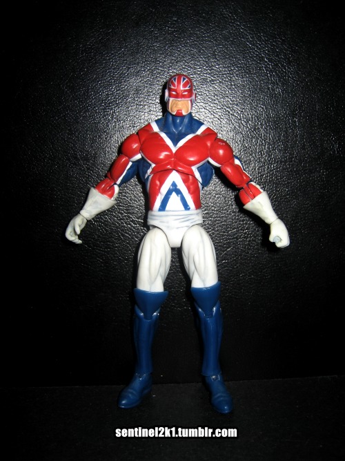 Marvel Universe: Captain BritainAnother early Hasbro figure but with some minor yet significant chan