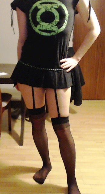 danetrap:  200 followers! I never expected I would be this popular. o.o Have my newest acquisitions.