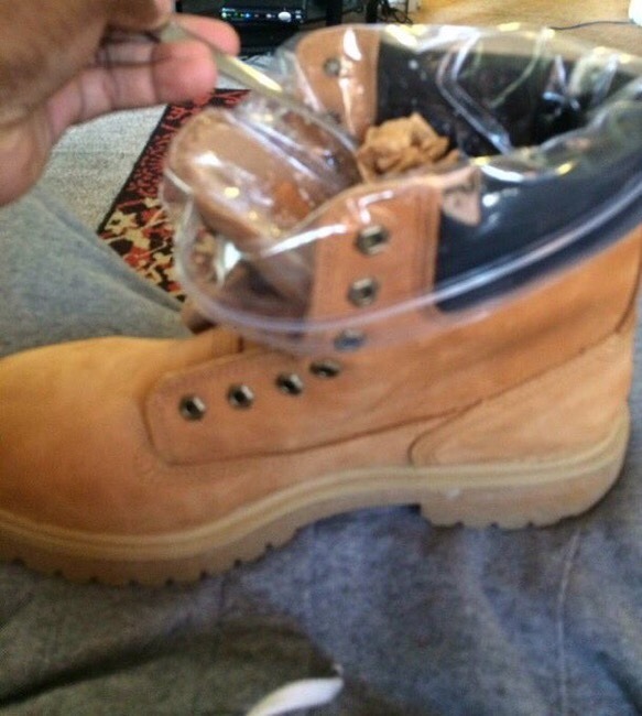originalweird:  Nyc followers I need answers  😂😂 i got none for this shit