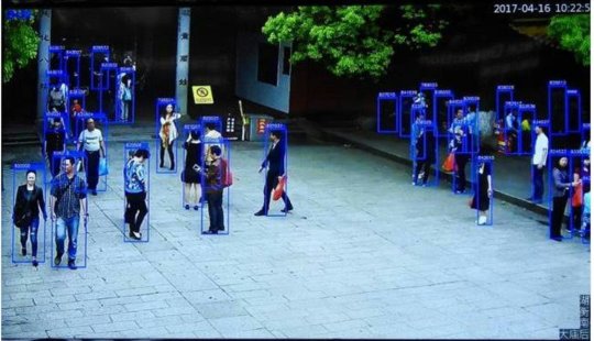 newcleic-asshole: i-want-to-go-back-now:  oh the British government is trying to rebrand mass surveillance states as “smart cities”   damn those are some lanky hitboxes 