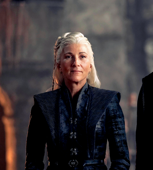 Eve Best As Princess Rhaenys Targaryen, "The Queen Who Never Was" HOUSE OF THE DRAGON | 2.04 "The Red