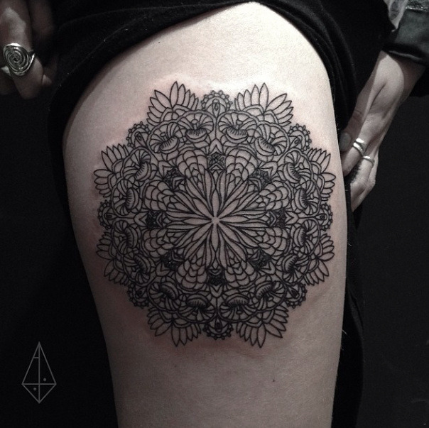 art-on-my-skin:  Tattoo by Abby Drielsma