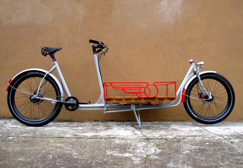 nothingfuture:Baker’s Bike! by METROFIETS flic.kr/p/84NcWH