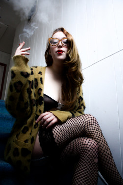 erotic-maryjane:  keenersighs:  Feels good to take photos again.I can always count on Amanda to inspire me.&ldquo;BURGER JOINT&rdquo; - stoner pinups  gawjusss! xo 