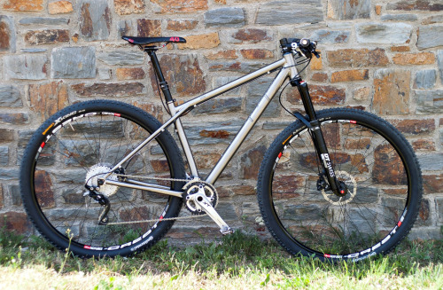 cyclobicycles: A bike for a local rider, ready for Pyrenees action. So this time we designed a comp