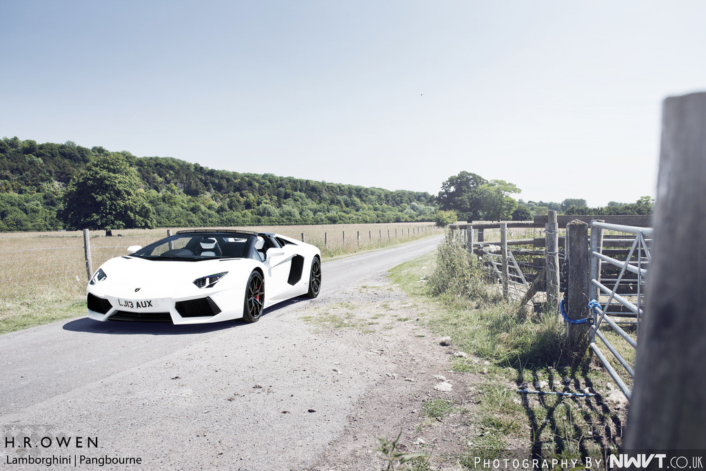 automotivated:  Lamborghini Aventador Roadster Out In The Wild’s Of Pangbourne