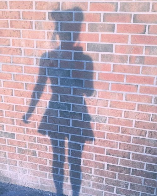 lenaspanks:  Just took this pic of my shadow & I love it 😋  Your shadow looks like Sailor Moon to me 😻