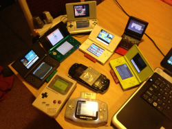 steven-stoned:uranianumbra:steven-stoned:im playing 13 pokemon you taped silver to a psp  no thats me playing it 