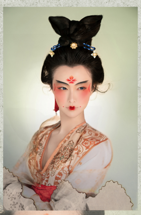 hanfugallery:chinese hanfu in tang dynasty style by 小何力