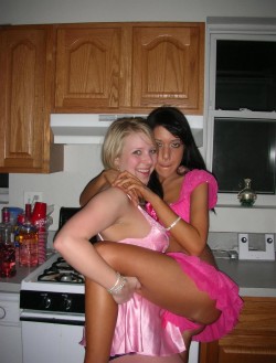 drunkupskirt:  see more hot drunk girls at www.drunkupskirt.tumblr.com  see more hot girls on cam  HERE