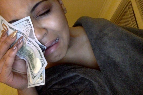 ithotyouknew:thirdeyegrind:ithotyouknew:When someone calls me a whore  And now you probably have pink eye.  Good thing I can afford antibiotics.