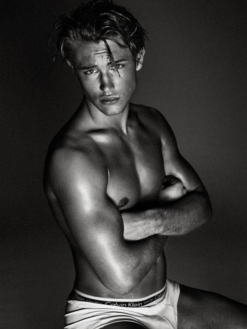 meninvogue:  Paddy Mitchell by Alvaro Beamud Cortes 