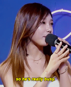 hyoyu:  seo inguk wasn’t at the red carpet so the mcs asked eunji where he is