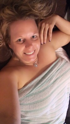 frkysexymom33:  Good Morning and Happy Hump