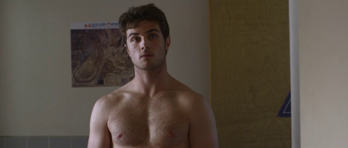 hotfamous-men:  Beau Mirchoff