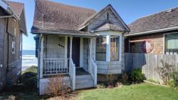 househunting: 踗,000/2 br 758 sq ft Newport, OR 