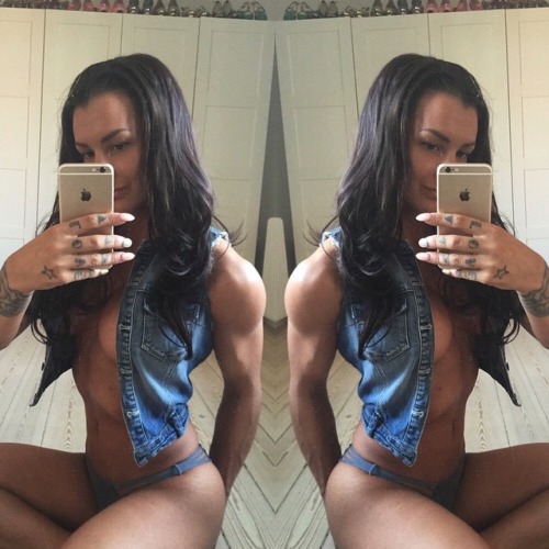 sexymusclebabes:  Electra Stefani Dupont 