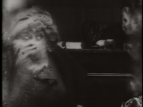 crumbargento:  Decasia : The State of Decay - Bill Morrison - 2002 (67min)
