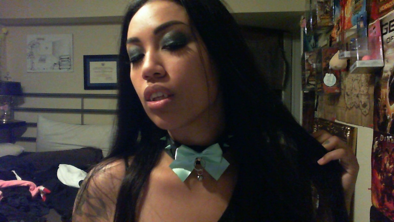 ladyscynestra:  Wearing my new collar from KittensPlaypen. Definitely the only thing